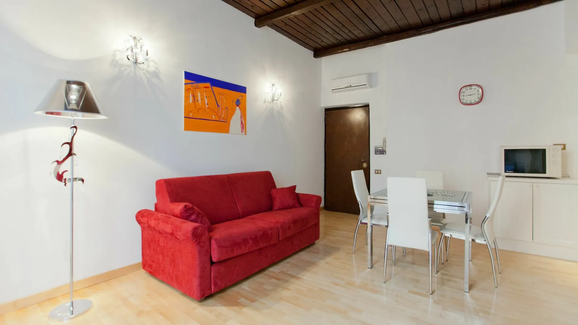 Rental In Rome - San Pio Apartment